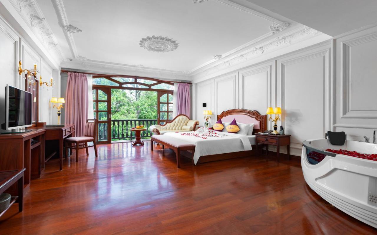 Regency Angkor Hotel Siem Reap Eksteriør billede
