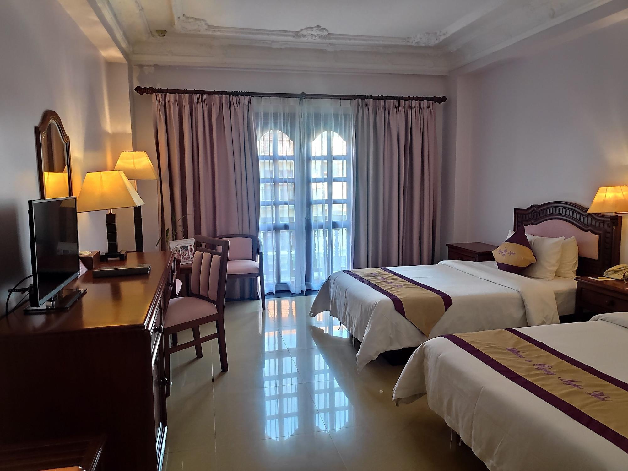 Regency Angkor Hotel Siem Reap Eksteriør billede