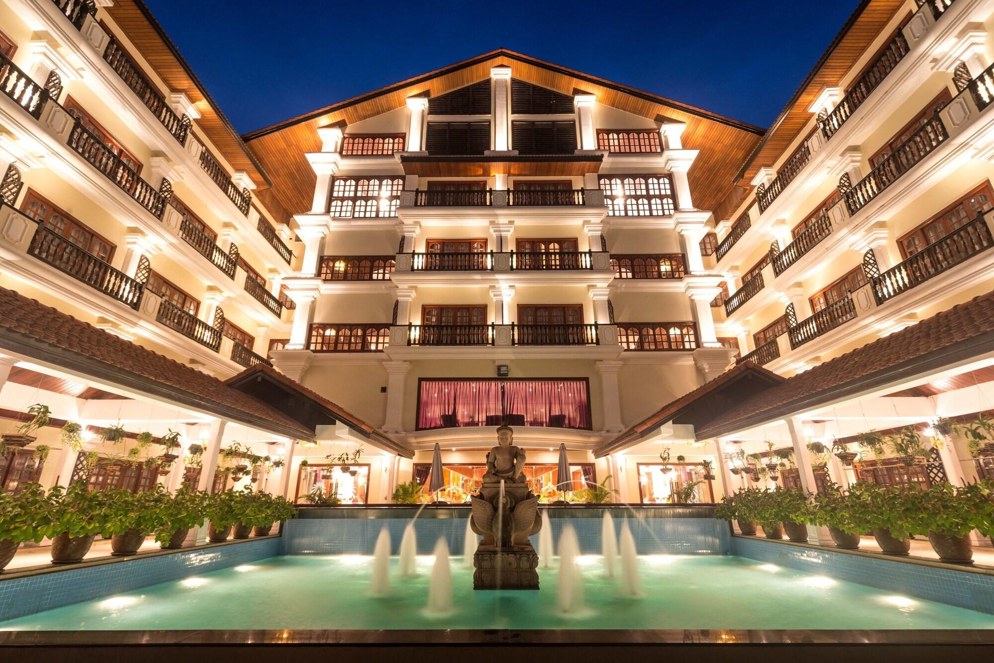 Regency Angkor Hotel Siem Reap Eksteriør billede