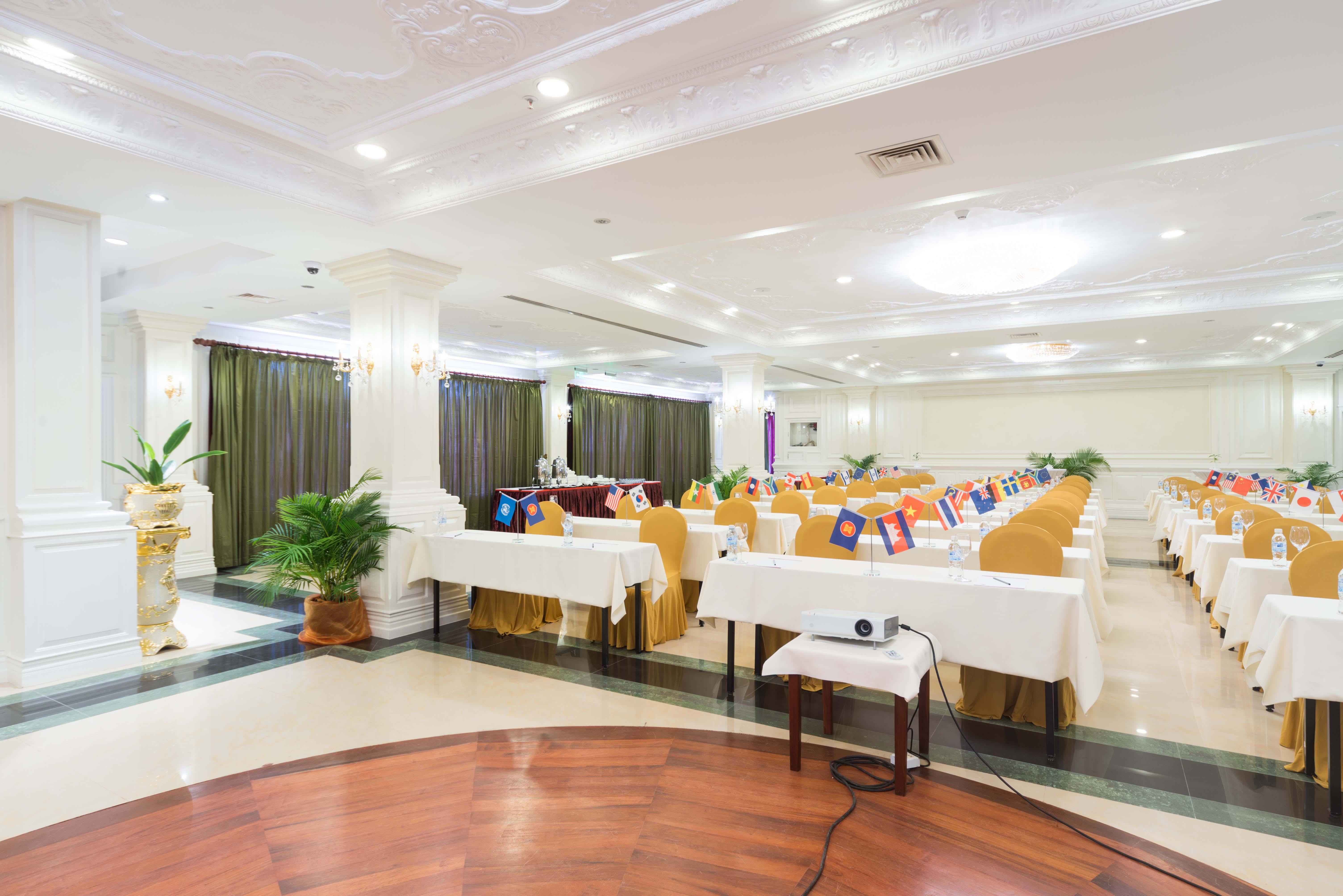 Regency Angkor Hotel Siem Reap Eksteriør billede
