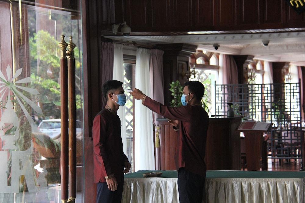 Regency Angkor Hotel Siem Reap Eksteriør billede